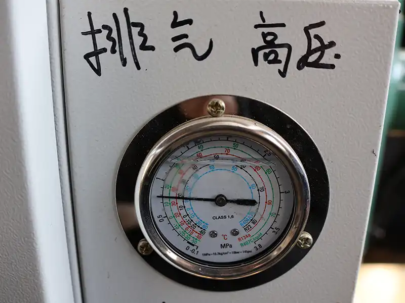 -5°C High-Pressure Gauge.webp